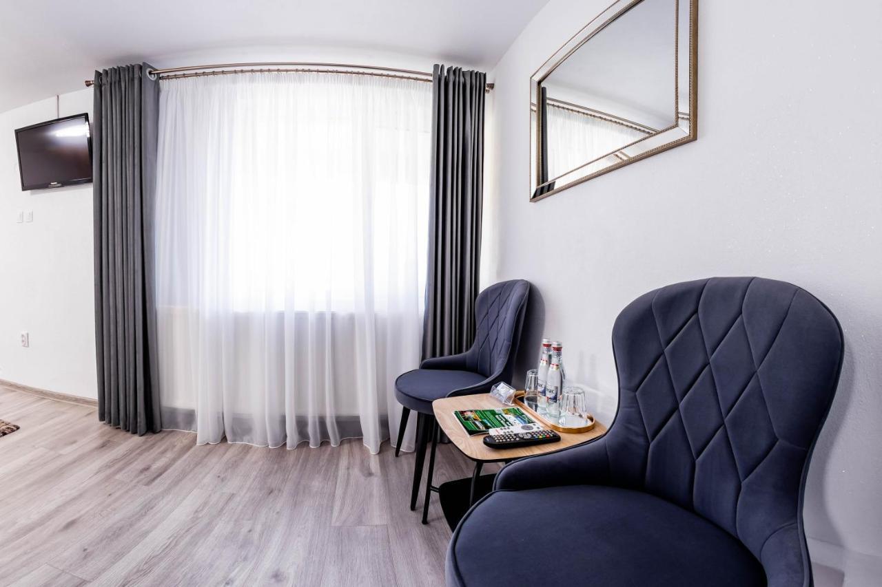 Pensiunea Valea Magurii Novaci-Străini Extérieur photo