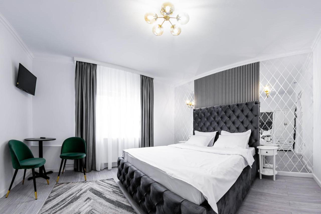 Pensiunea Valea Magurii Novaci-Străini Extérieur photo