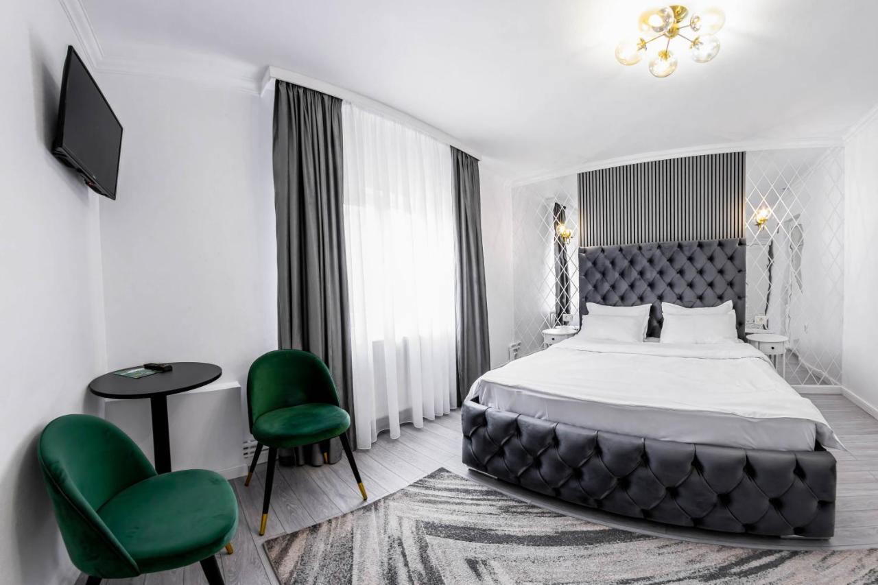 Pensiunea Valea Magurii Novaci-Străini Extérieur photo