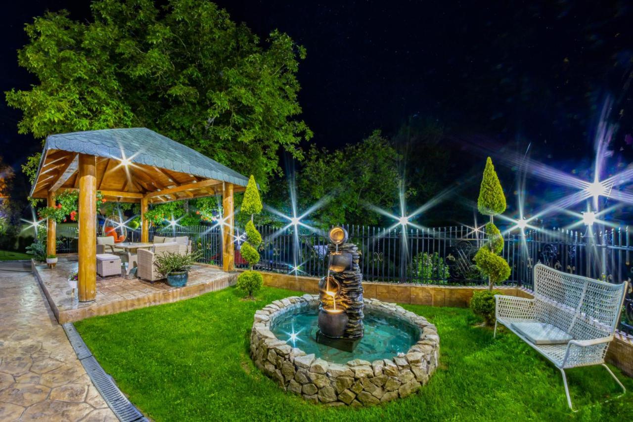 Pensiunea Valea Magurii Novaci-Străini Extérieur photo