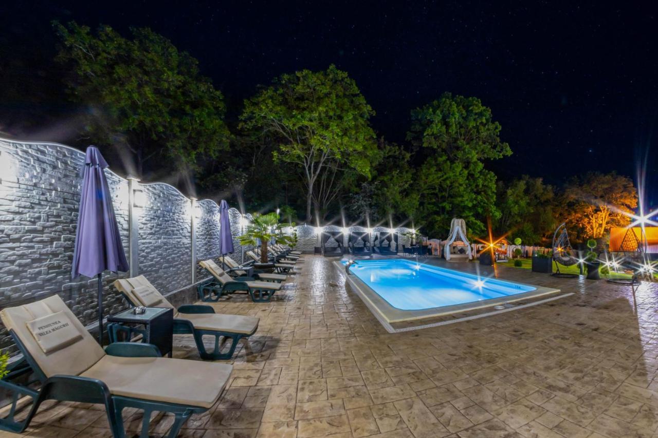 Pensiunea Valea Magurii Novaci-Străini Extérieur photo